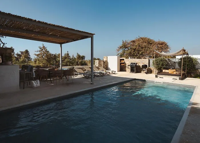 Cedar Forest Alyko Oceanfront 4br With Private Heated Pool & Access Spiaggia di Aliko