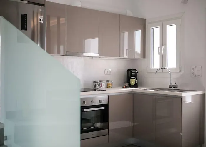 Villa Cedar Forest Alyko Oceanfront 4br With Private Heated Pool & Access Spiaggia di Aliko