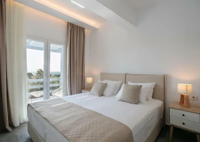 Villa Cedar Forest Alyko Oceanfront 4br With Private Heated Pool & Access Spiaggia di Aliko