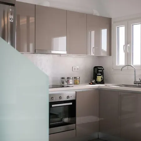 Вилла Cedar Forest Alyko Oceanfront 4br With Private Heated Pool & Access Алико-Бич